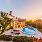 Villa Adeline