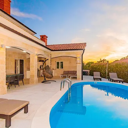 Vila Adeline Sveti Ivan Dobrinjski